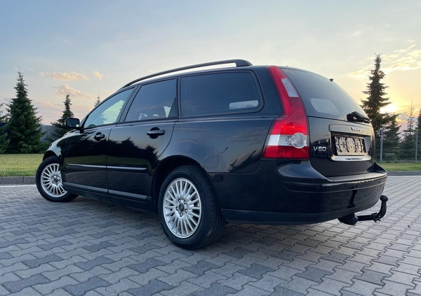 Volvo V50 cena 14900 przebieg: 250000, rok produkcji 2004 z Czarne małe 121